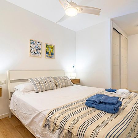 Solis Mare Apartments - Pedregalejo Beach Malaga Bagian luar foto
