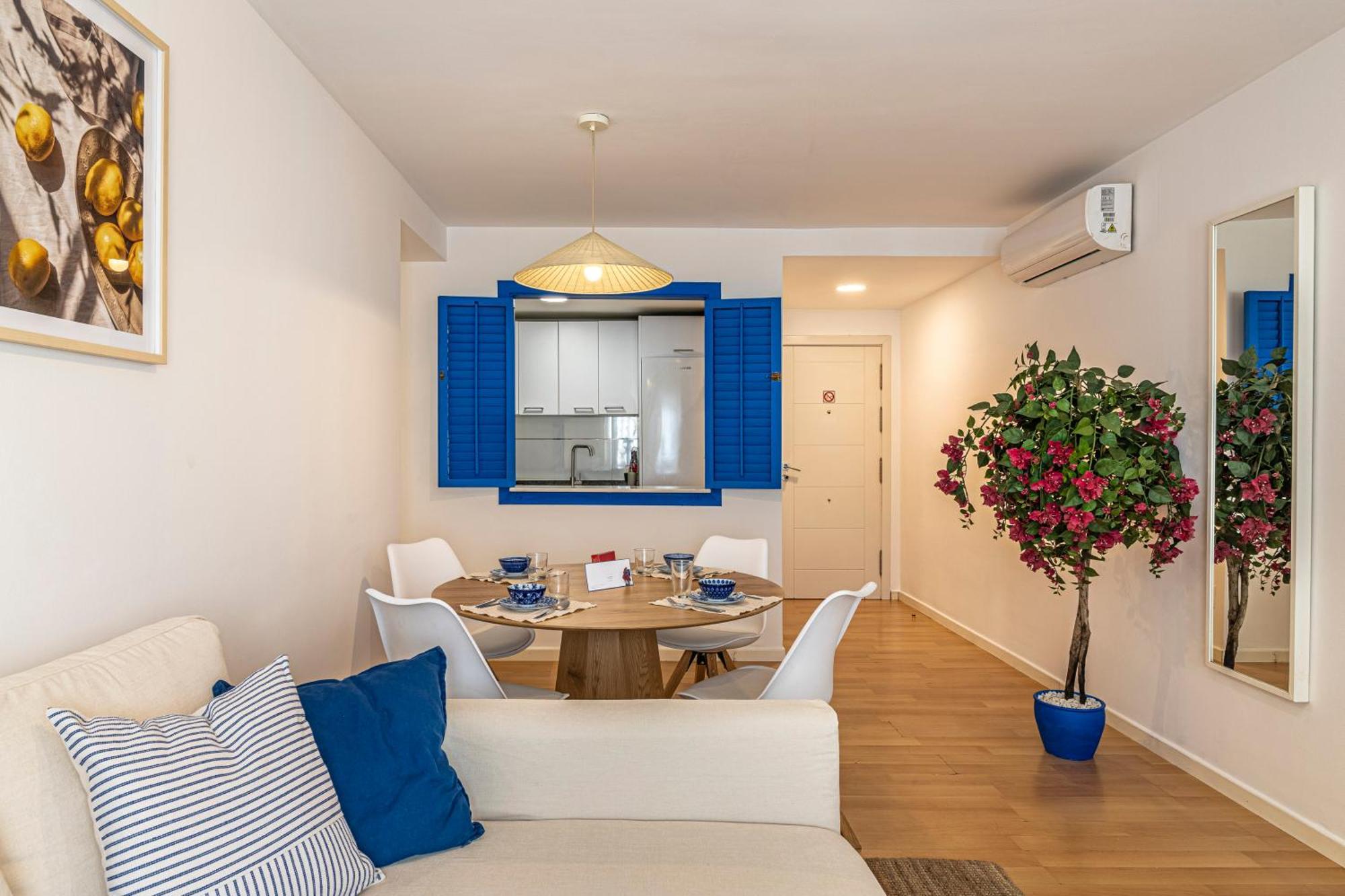 Solis Mare Apartments - Pedregalejo Beach Malaga Bagian luar foto