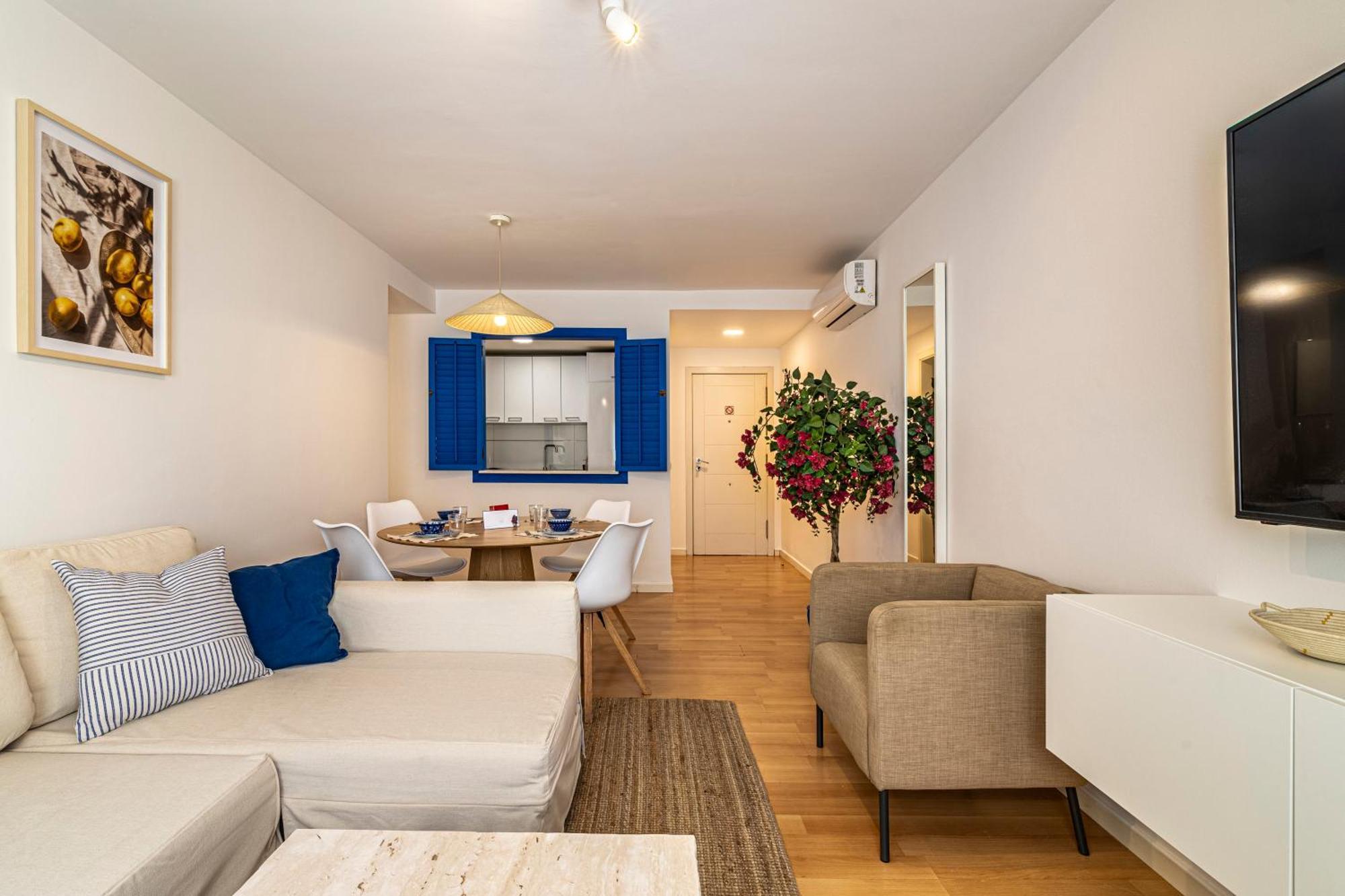 Solis Mare Apartments - Pedregalejo Beach Malaga Bagian luar foto