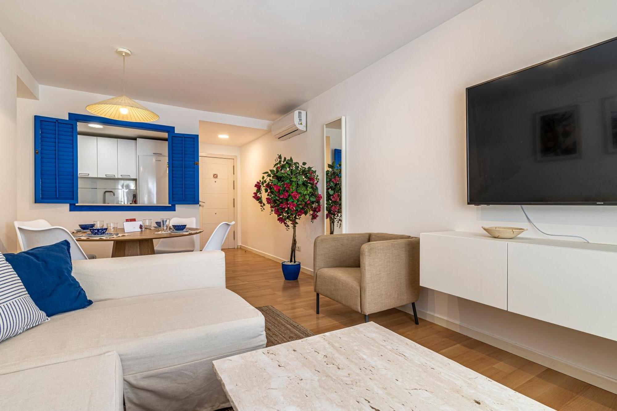 Solis Mare Apartments - Pedregalejo Beach Malaga Bagian luar foto