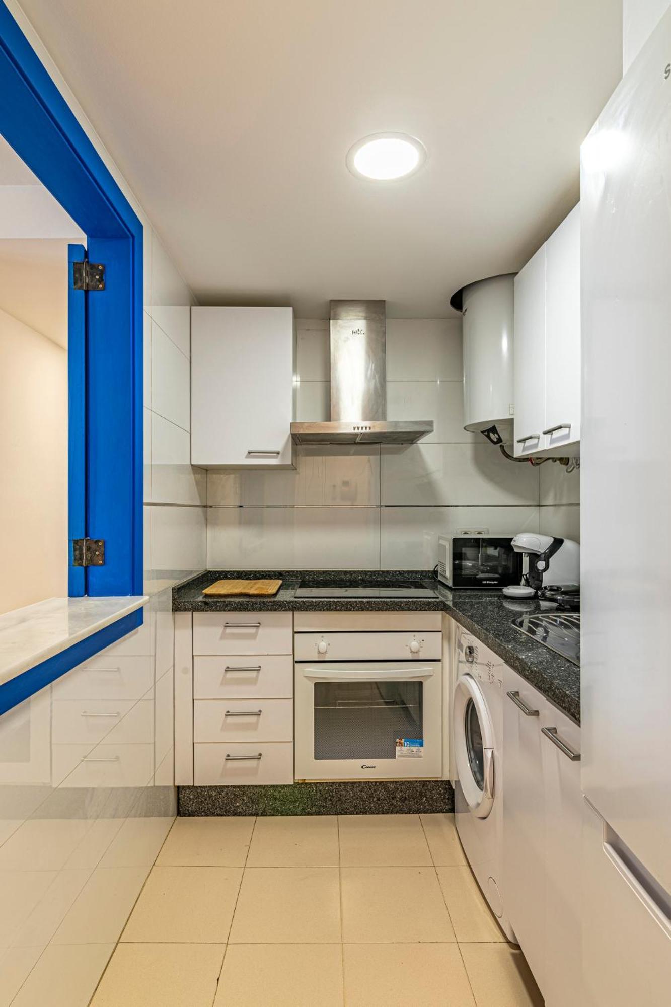 Solis Mare Apartments - Pedregalejo Beach Malaga Bagian luar foto