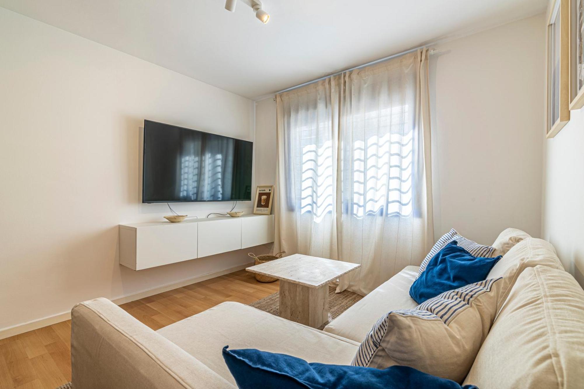 Solis Mare Apartments - Pedregalejo Beach Malaga Bagian luar foto